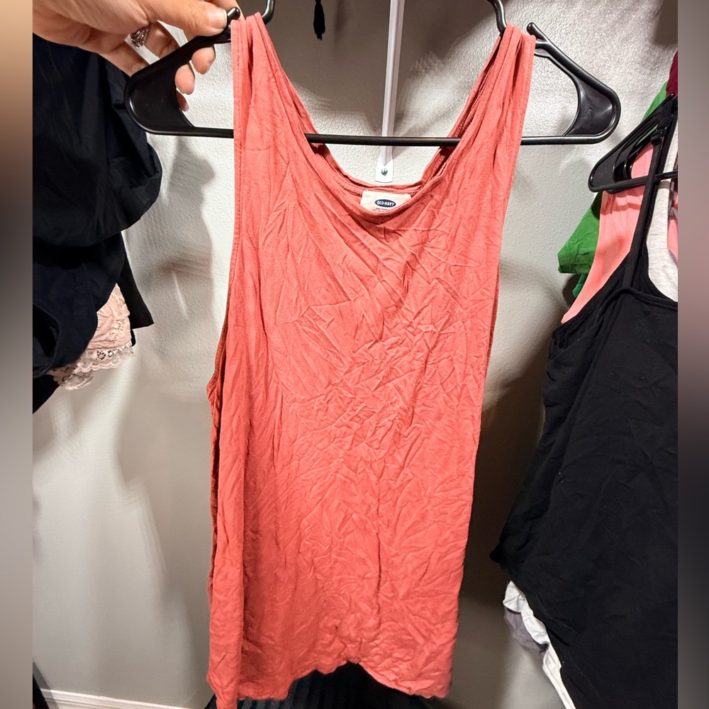 Old Navy Women's Rust Tank Top